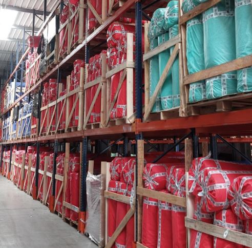 stock de tapis spaghetti